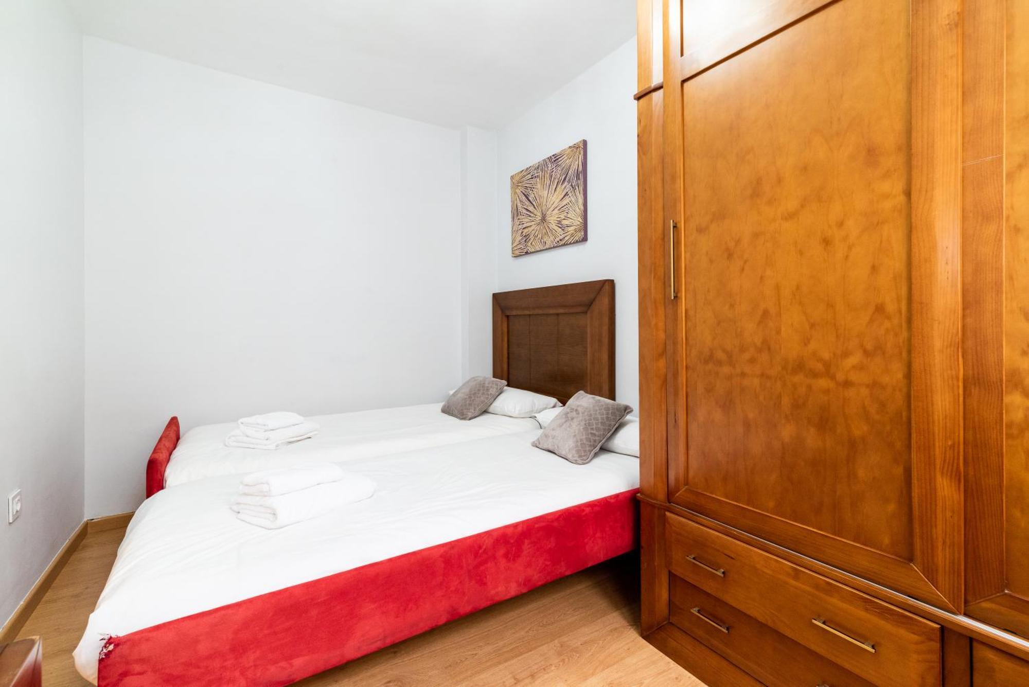 El Generalife Cerca Centro Y Sierra Nevada Con Piscina Y Barbacoa Y Parking Gratis Apartment Granada Luaran gambar
